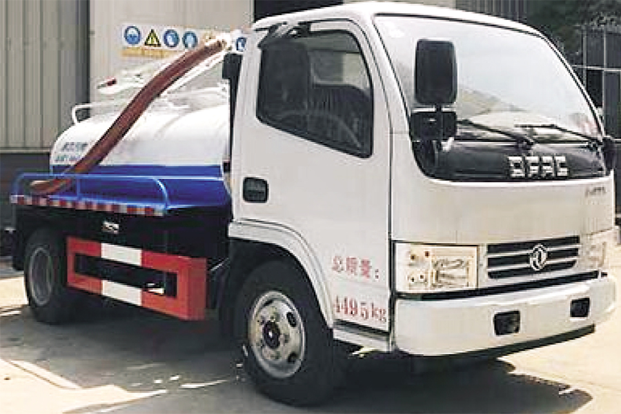 小型吸糞車(chē)日常操作應(yīng)注意哪些？